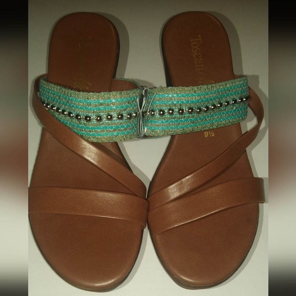 Toscanilla women's sandals size 9.5
